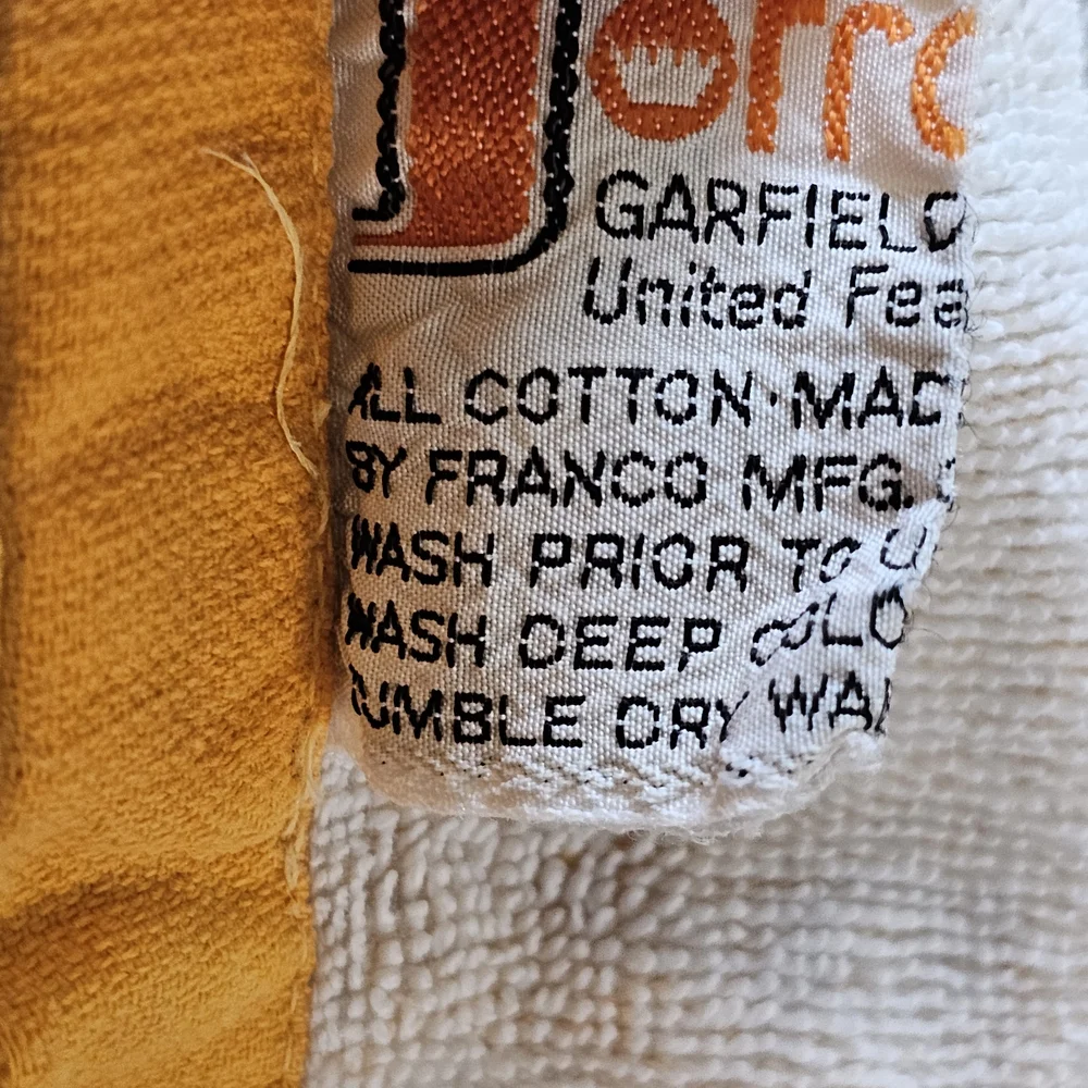 Garfield Steppin' Out Beach Towel